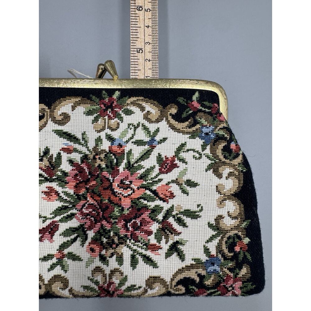 Vintage La Regale Clutch Coin Purse Floral Needlepoint Design Kiss Lock Clasp - Picture 7 of 8